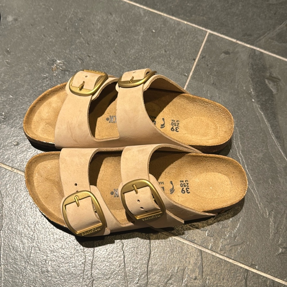 Brand new Birkenstock sandals with brushed gold buckles